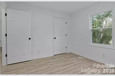 621 E Sharpe Street, Statesville, NC 28677 - Photo 10