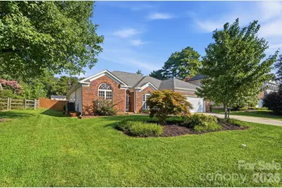 7877 Sedgebrook Drive E, Lowesville, NC 28164 - Photo 2