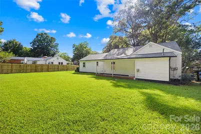 227 N Magnolia Street, Mooresville, NC 28115 - Photo 18