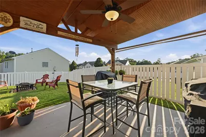 865 Willow Creek Drive, Gastonia, NC 28054 - Photo 2