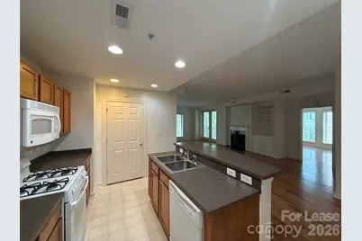 718 W Trade Street #408, Charlotte, NC 28202 - Photo 4