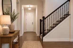 812 E 19th St, Charlotte, NC 28205 - Photo 2