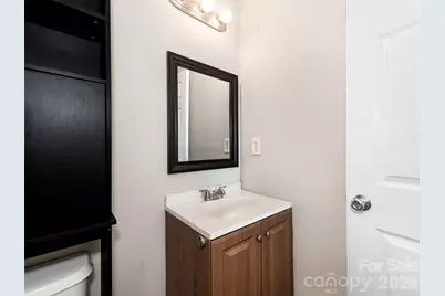 2710 Blackberry Ridge Lane, Charlotte, NC 28208 - Photo 18