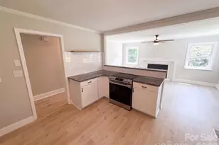 8519 Denbur Dr, Charlotte, NC 28215 - Photo 2