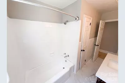 8519 Denbur Drive, Charlotte, NC 28215 - Photo 18