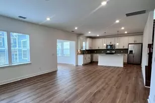553 Cottage Gdn Ln, Charlotte, NC 28012 - Photo 2
