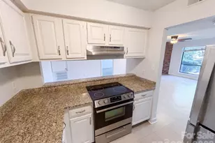 1612 Sharon Rd W, Charlotte, NC 28210 - Photo 2