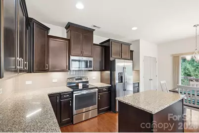 15000 Kinnegal Lane, Charlotte, NC 28278 - Photo 12