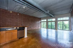 626 N Graham St, Charlotte, NC 28202 - Photo 2