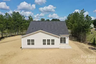 3111 Meadowcrest Dr, Clover, SC 29710 - Photo 4
