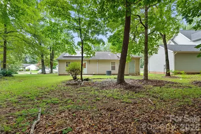 610 Pennwood Lane #3, Charlotte, NC 28215 - Photo 18
