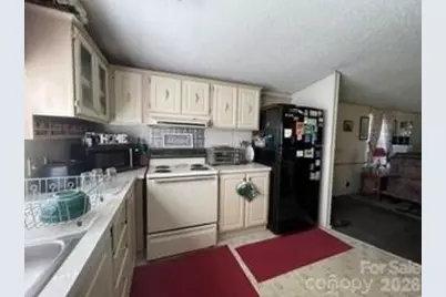1098 Macedonia Road #5, Gaffney, SC 29341 - Photo 8