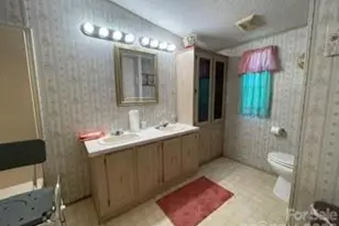 1098 Macedonia Rd, Gaffney, SC 29341 - Photo 16