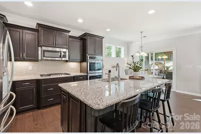 607 Winter Walk Lane, Lake Wylie, SC 29710 - Photo 8