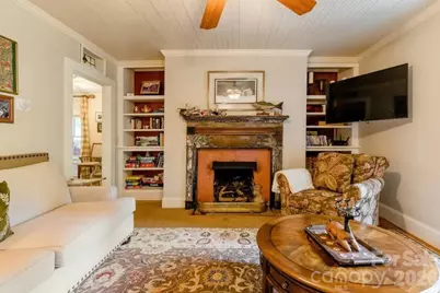 520 Esseola Street, Saluda, NC 28773 - Photo 4