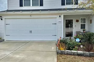 3903 Rosfield Dr, Charlotte, NC 28214 - Photo 1