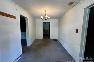 3914 Woodlawn St, Sharon, SC 29742 - Photo 6