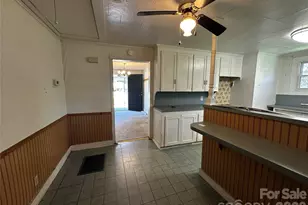 3914 Woodlawn St, Sharon, SC 29742 - Photo 14