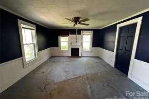 3914 Woodlawn St, Sharon, SC 29742 - Photo 8