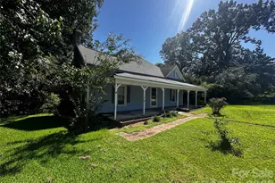 3914 Woodlawn St, Sharon, SC 29742 - Photo 2