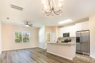 9036 Bradstreet Commons Way, Charlotte, NC 28215 - Photo 6