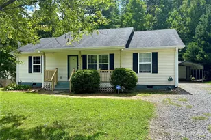 316 Springhill Ln, Maiden, NC 28650 - Photo 1