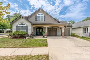 10328 Drake Hill Dr, Huntersville, NC 28078 - Photo 1