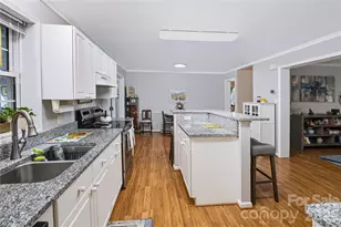 8137 Rowe St, Catawba, NC 28609 - Photo 6