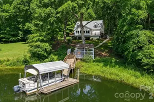 8137 Rowe St, Catawba, NC 28609 - Photo 1