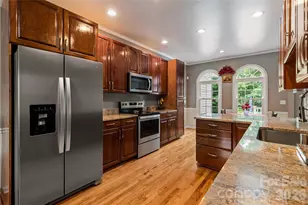 901 Clover Park Dr, Clover, SC 29710 - Photo 14