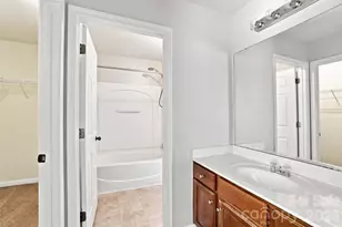 2506 Greenspire Ct, Charlotte, NC 28262 - Photo 46