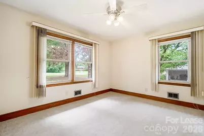 6510 Pleasant Grove Road, Charlotte, NC 28216 - Photo 20