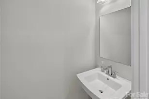 252 Parkwood Ave, Charlotte, NC 28206 - Photo 8