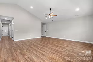 128 Buck Shoals Cir, Hudson, NC 28638 - Photo 6