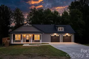 128 Buck Shoals Cir, Hudson, NC 28638 - Photo 1