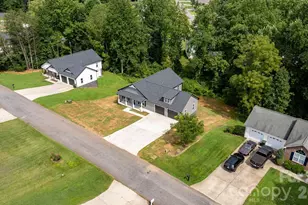 128 Buck Shoals Cir, Hudson, NC 28638 - Photo 32