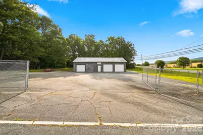 100 Refour Road NE, Valdese, NC 28690 - Photo 26