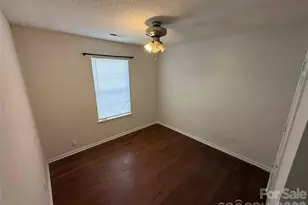 2615 Robyns Glen Dr, Charlotte, NC 28269 - Photo 12