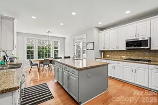 11242 Wheat Ridge Rd, Charlotte, NC 28277 - Photo 10