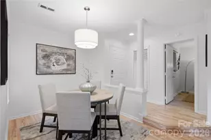 1109 E Morehead St, Charlotte, NC 28204 - Photo 6