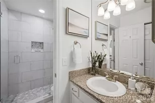 1109 E Morehead St, Charlotte, NC 28204 - Photo 16