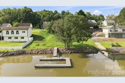 207 Catawba Avenue, Rhodhiss, NC 28601 - Photo 1