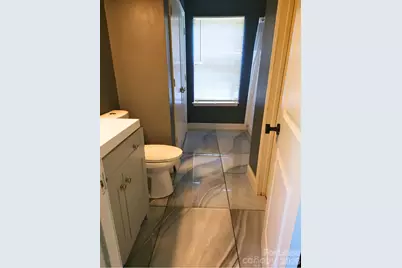 5304 Wisbech Court, Charlotte, NC 28215 - Photo 10