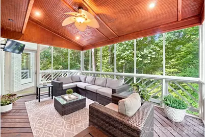 6643 Colston Court, Charlotte, NC 28210 - Photo 10