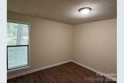 2220 Laburnum Avenue, Charlotte, NC 28205 - Photo 10