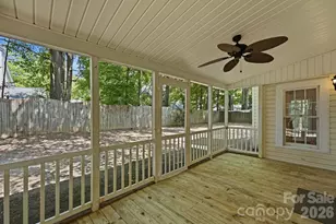 7119 Bevington Woods Ln, Charlotte, NC 28277 - Photo 32