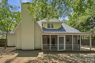 7119 Bevington Woods Ln, Charlotte, NC 28277 - Photo 36