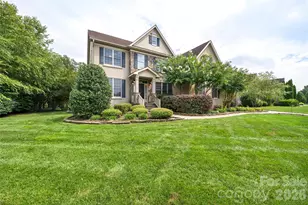 5040 Groves Edge Ln, Waxhaw, NC 28173 - Photo 2