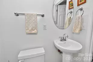14 Rotunda Cir, Asheville, NC 28806 - Photo 18