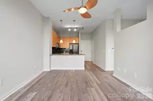 525 E 6th St, Charlotte, NC 28202 - Photo 2
